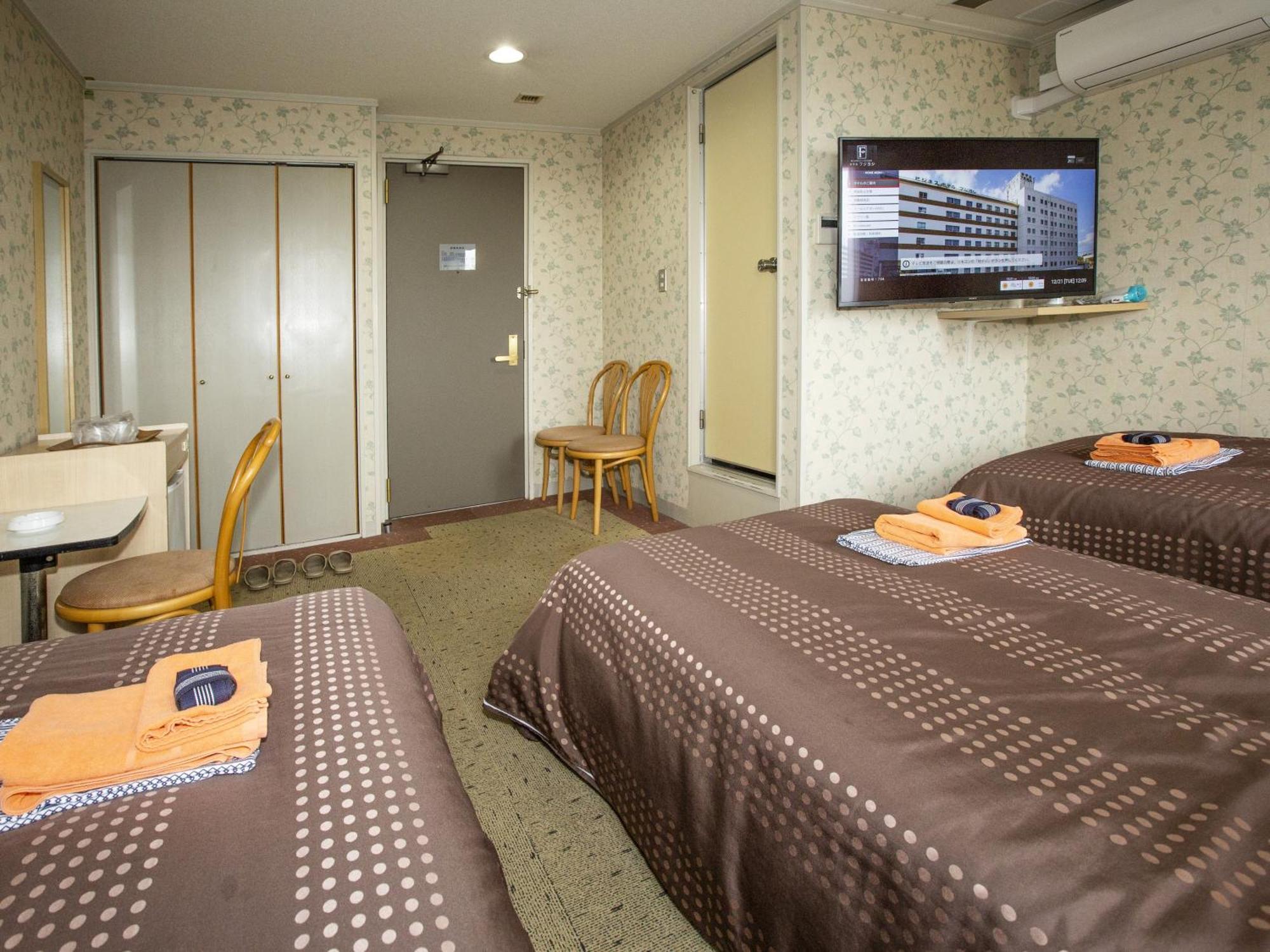Hotel Fujiyoshi Beppu Exteriör bild